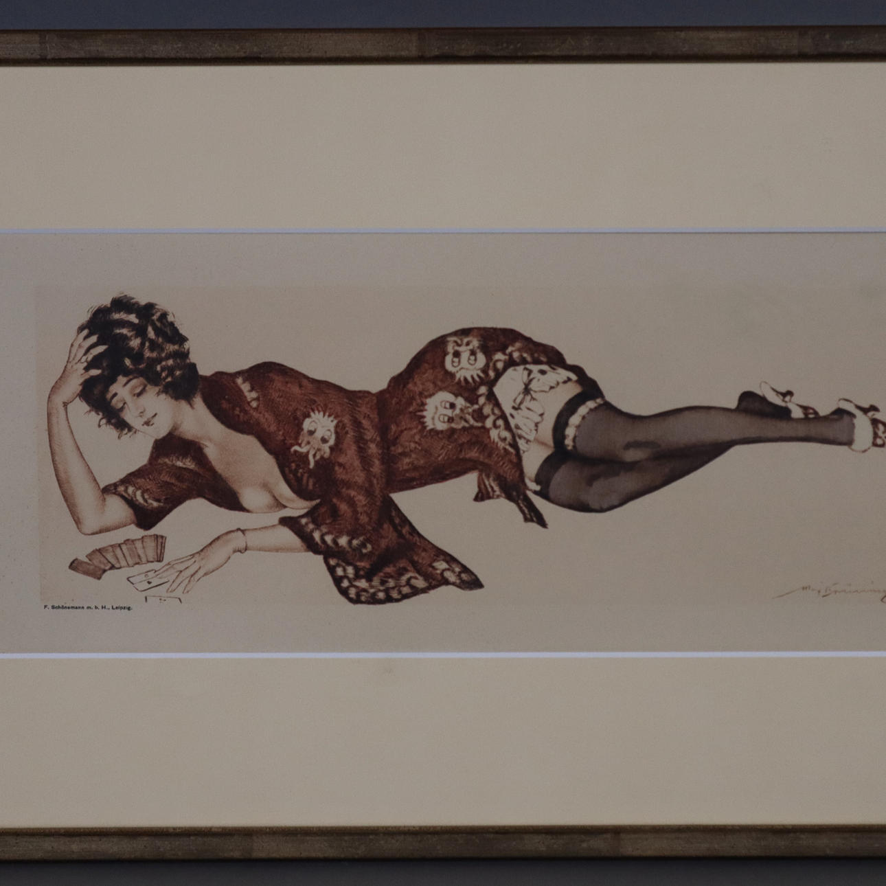 --BRÜNING, MAX. EFTER. ”Liggande med spelkort”.