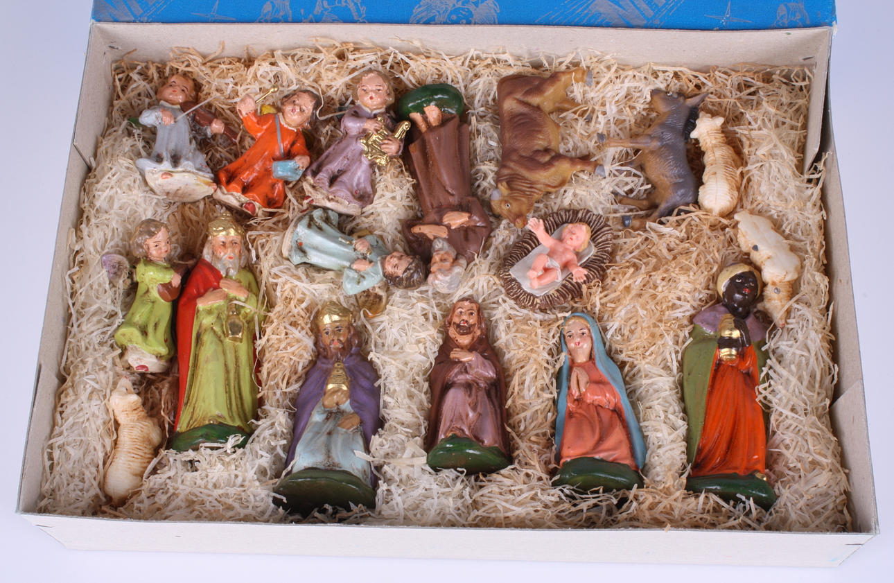 JULKRUBBA, 17 delar, plastmaterial, Marolin - GDR, 1900-tal.