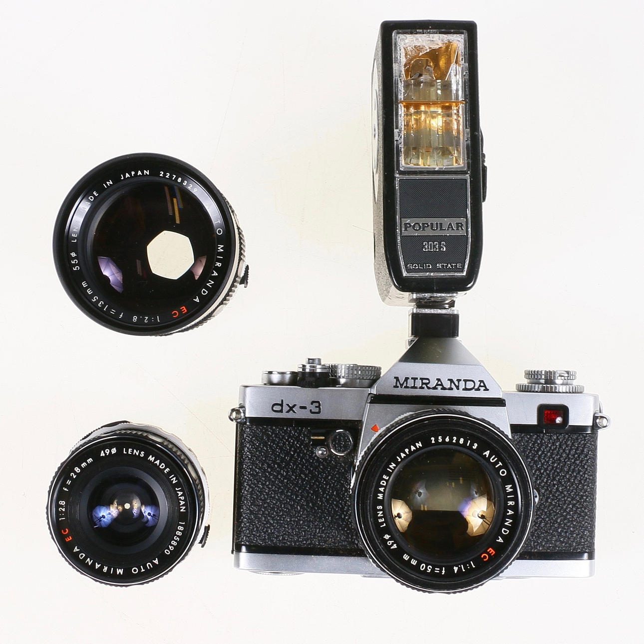CÁMARAS, 2 uds. Pentax P30, Miranda DX-3.