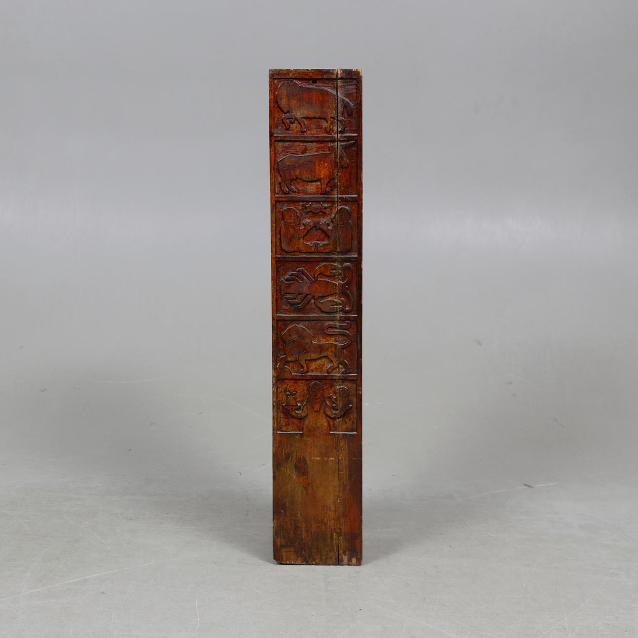 PELARE, trä, 1800/1900-tal.