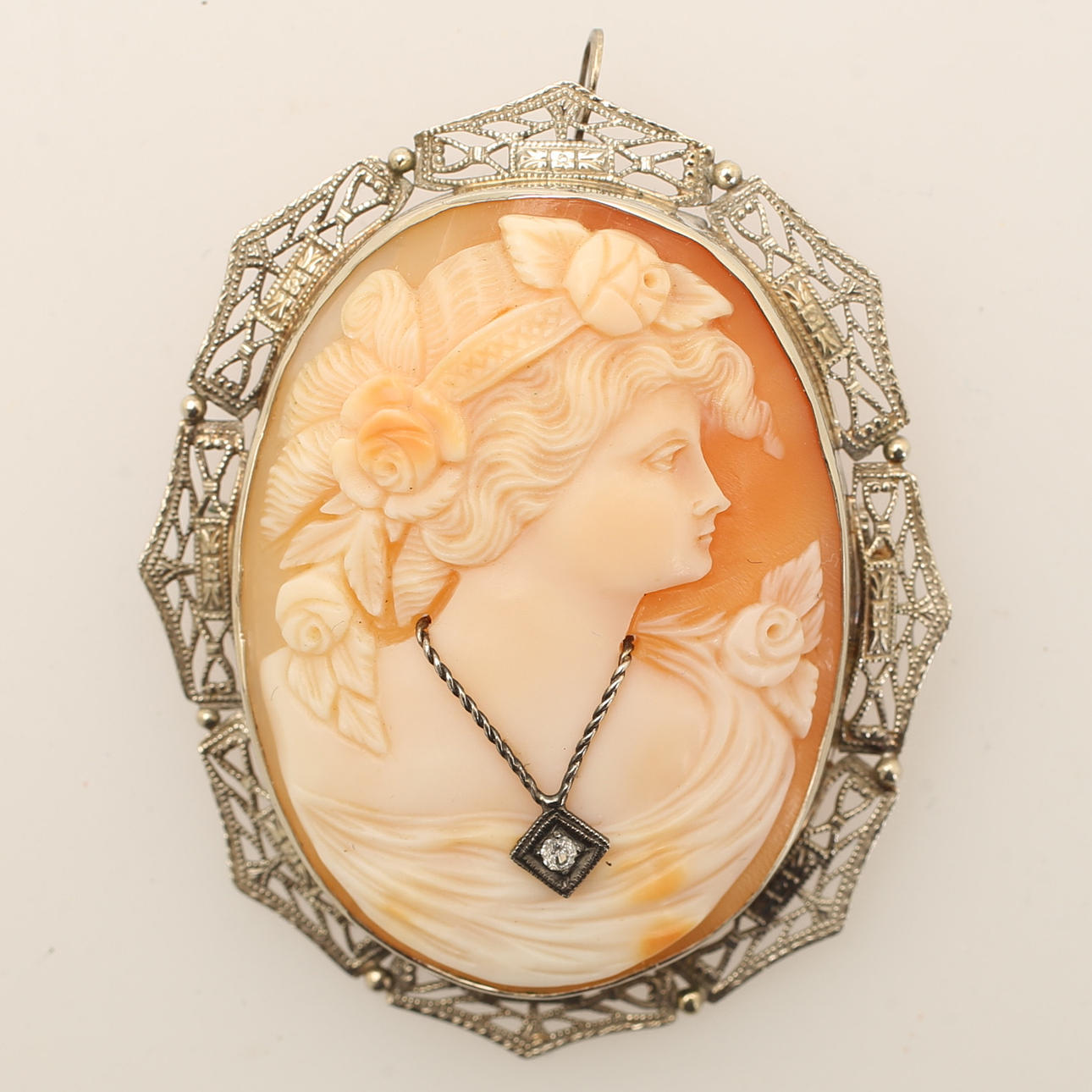 RINTA, cameo, 14k valkokulta.