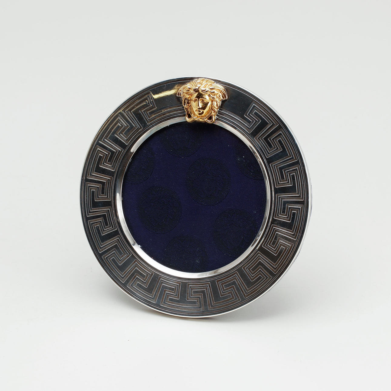 FOTORAM, silver, Versace.