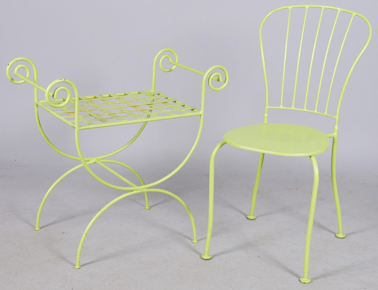 PALL SAMT STOL, grönmålad smide.