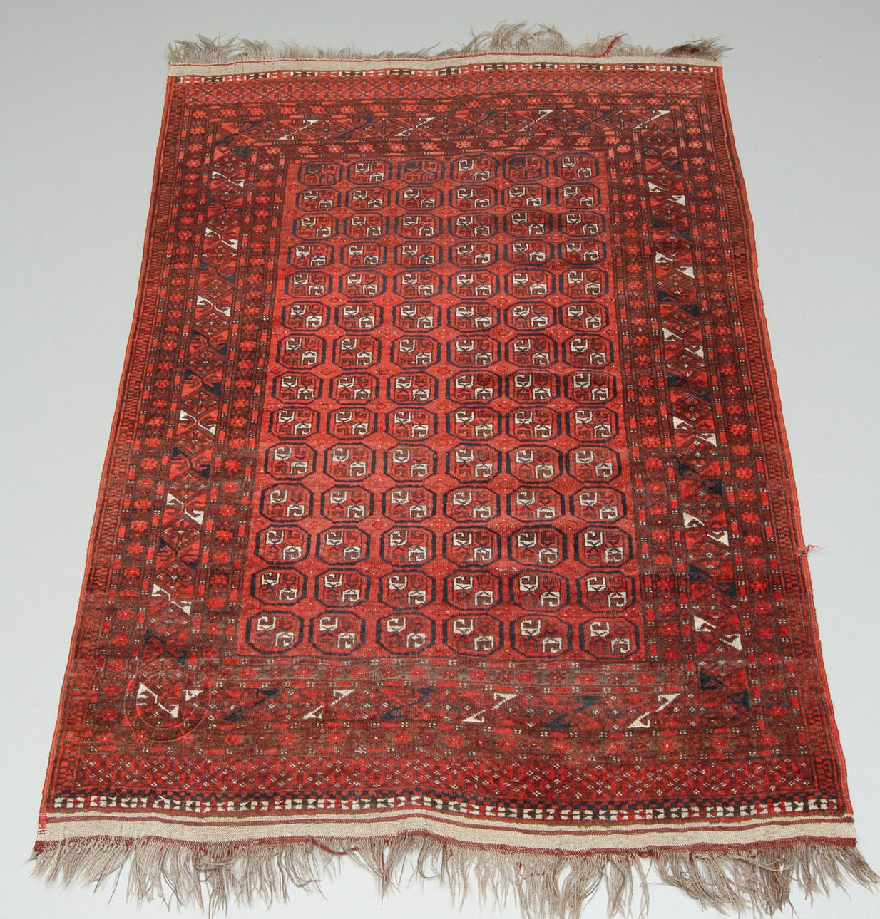 MATTA, orientalisk, ca 170 x 130 cm.