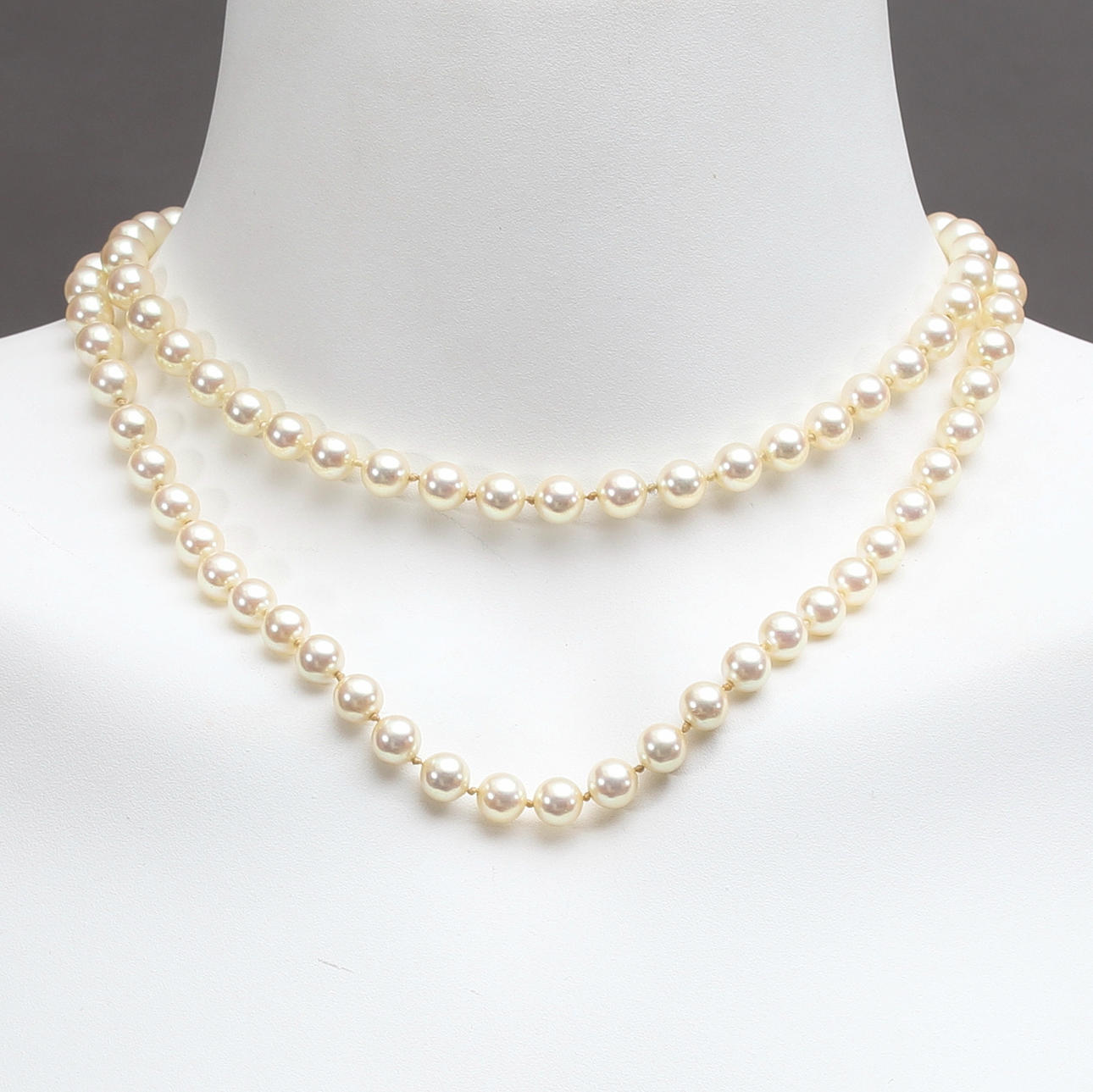PEARL NECKLACE, silver lock, Angelo.