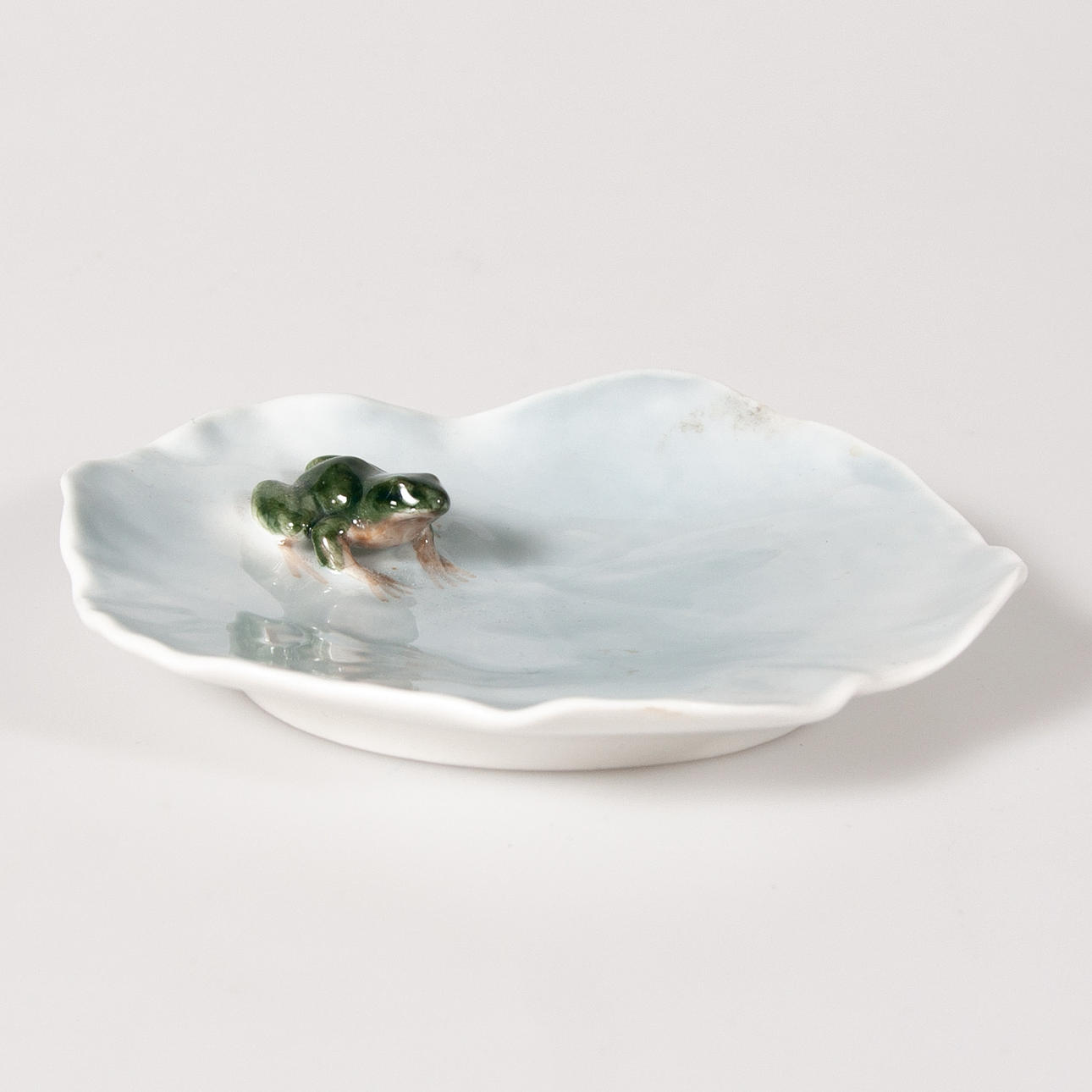 ROYAL COPENHAGEN, dish with frog 2477.