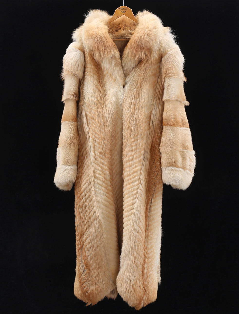 FOX FUR, lady, Alexandra Päls, 1992.