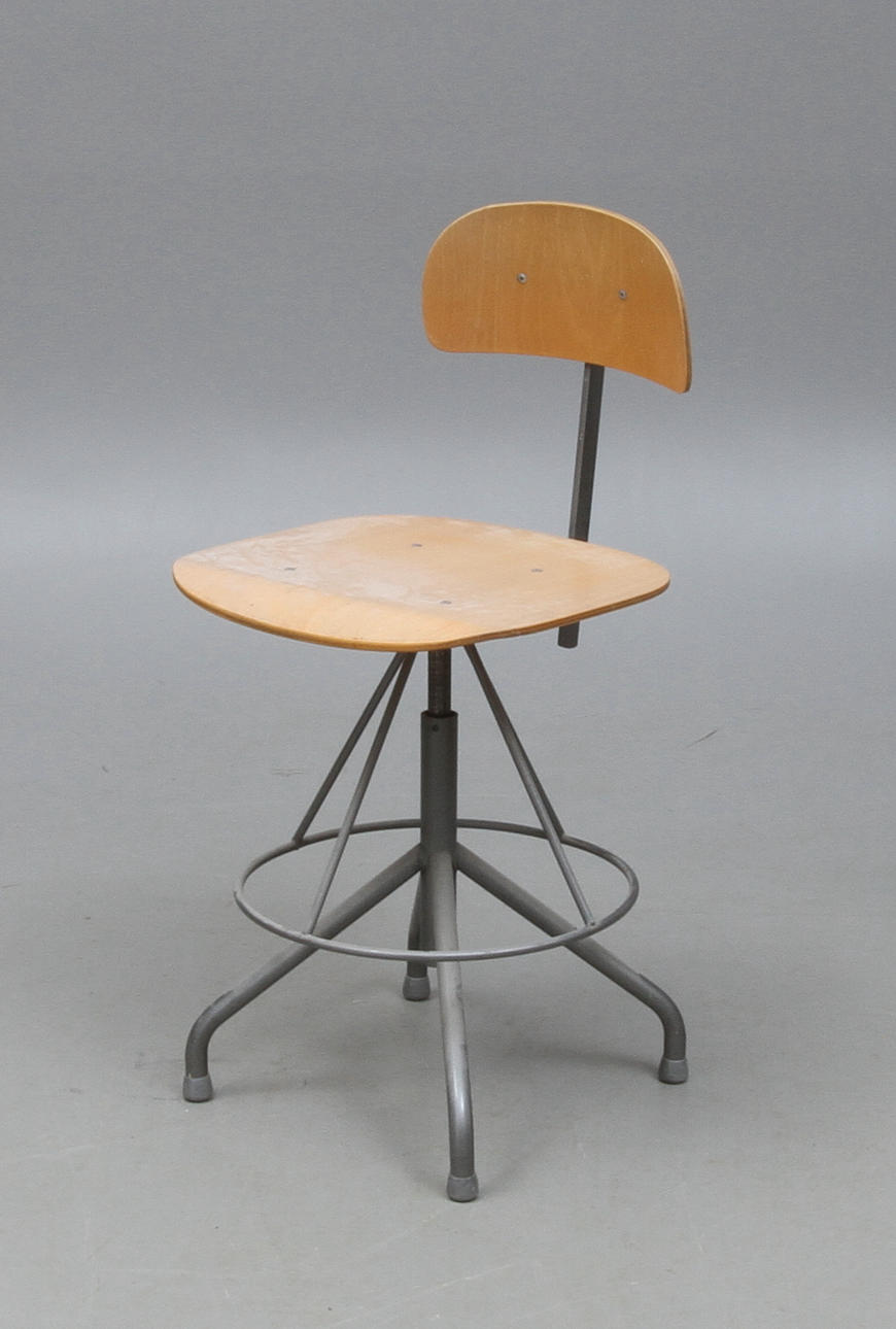 SKRIVBORDSSTOL, Stålmöbler AB Örsjö, 1900-tal.