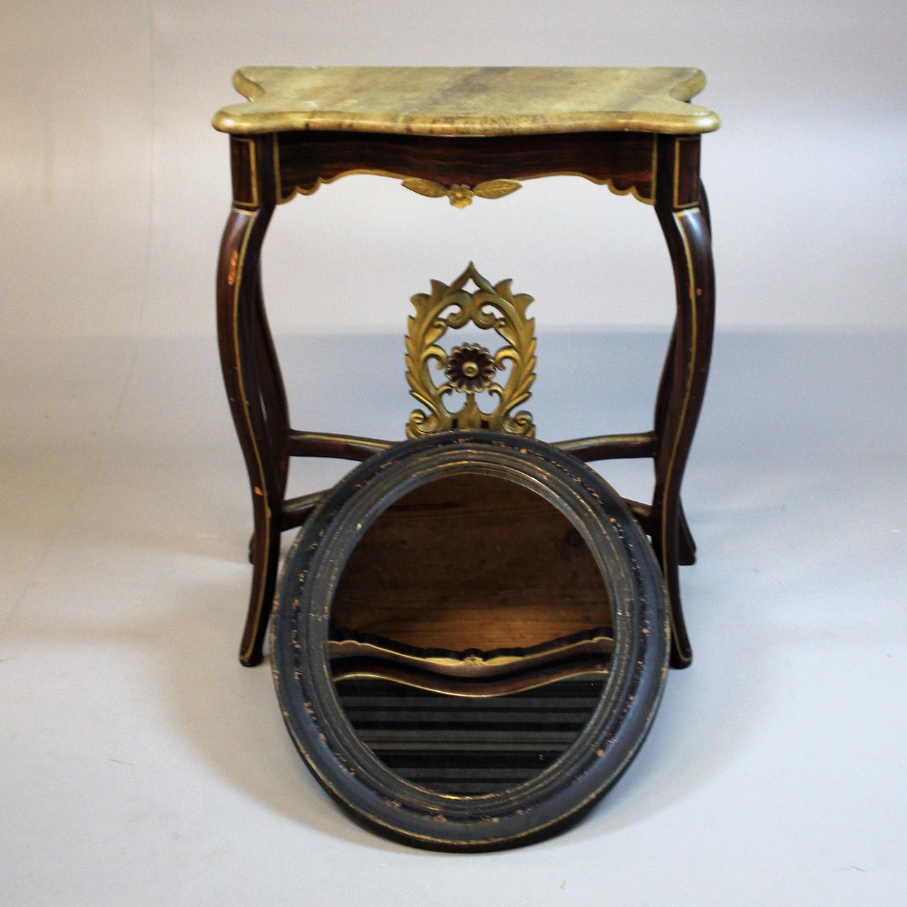 KONSOLLBORD samt SPEGEL.