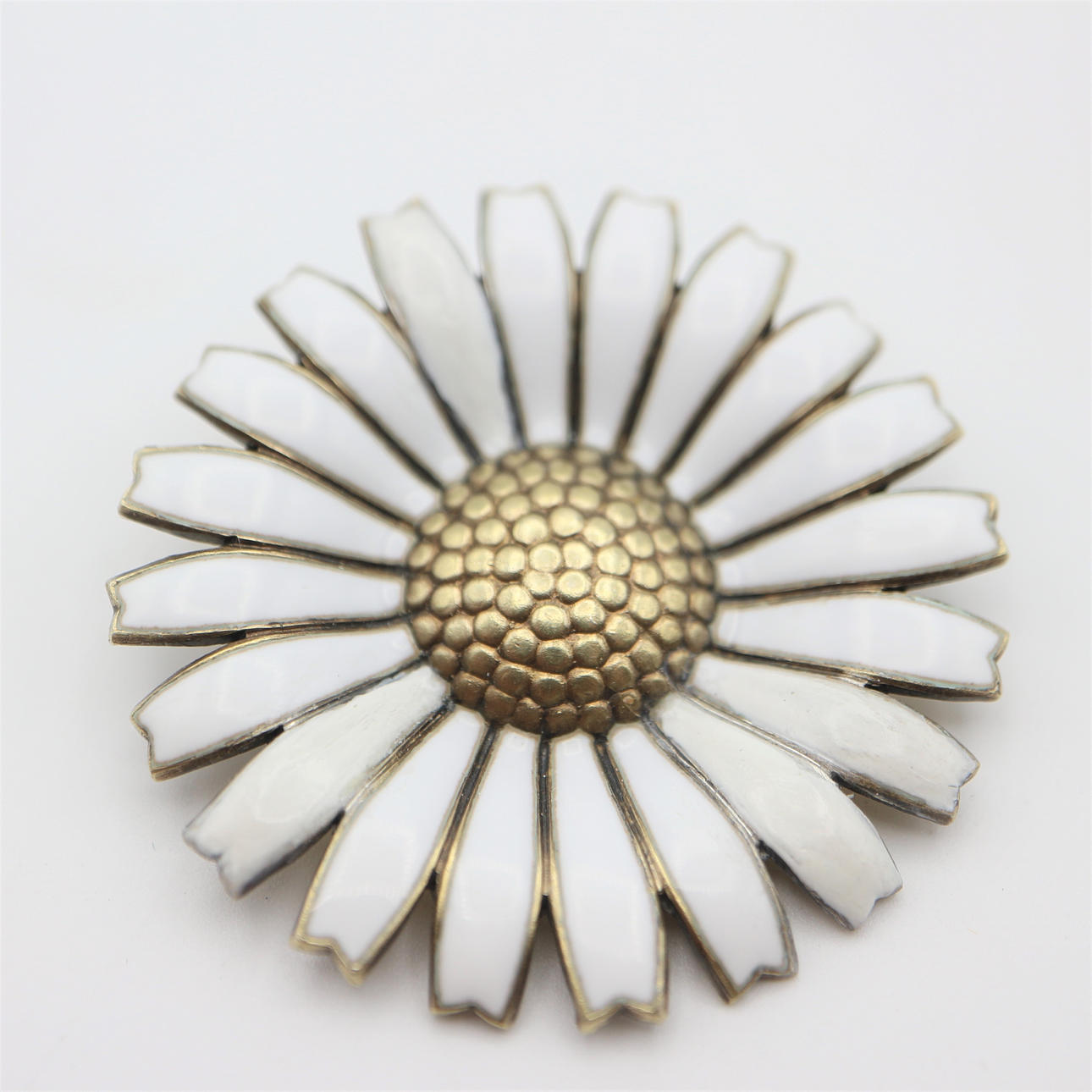GEORG JENSEN. DAISY BROOCH 925 SILVER.