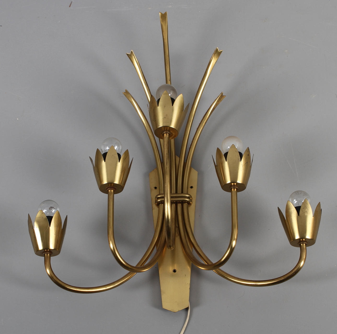 VÄGGLAMPETT, 1900-tal.