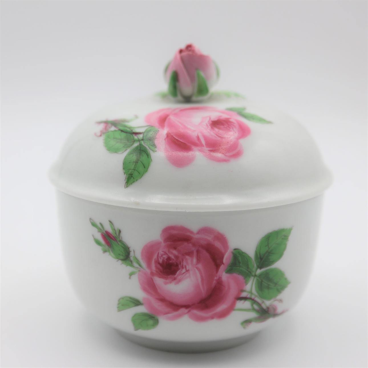 MEISSEN BOX ”ROSA ROS”.