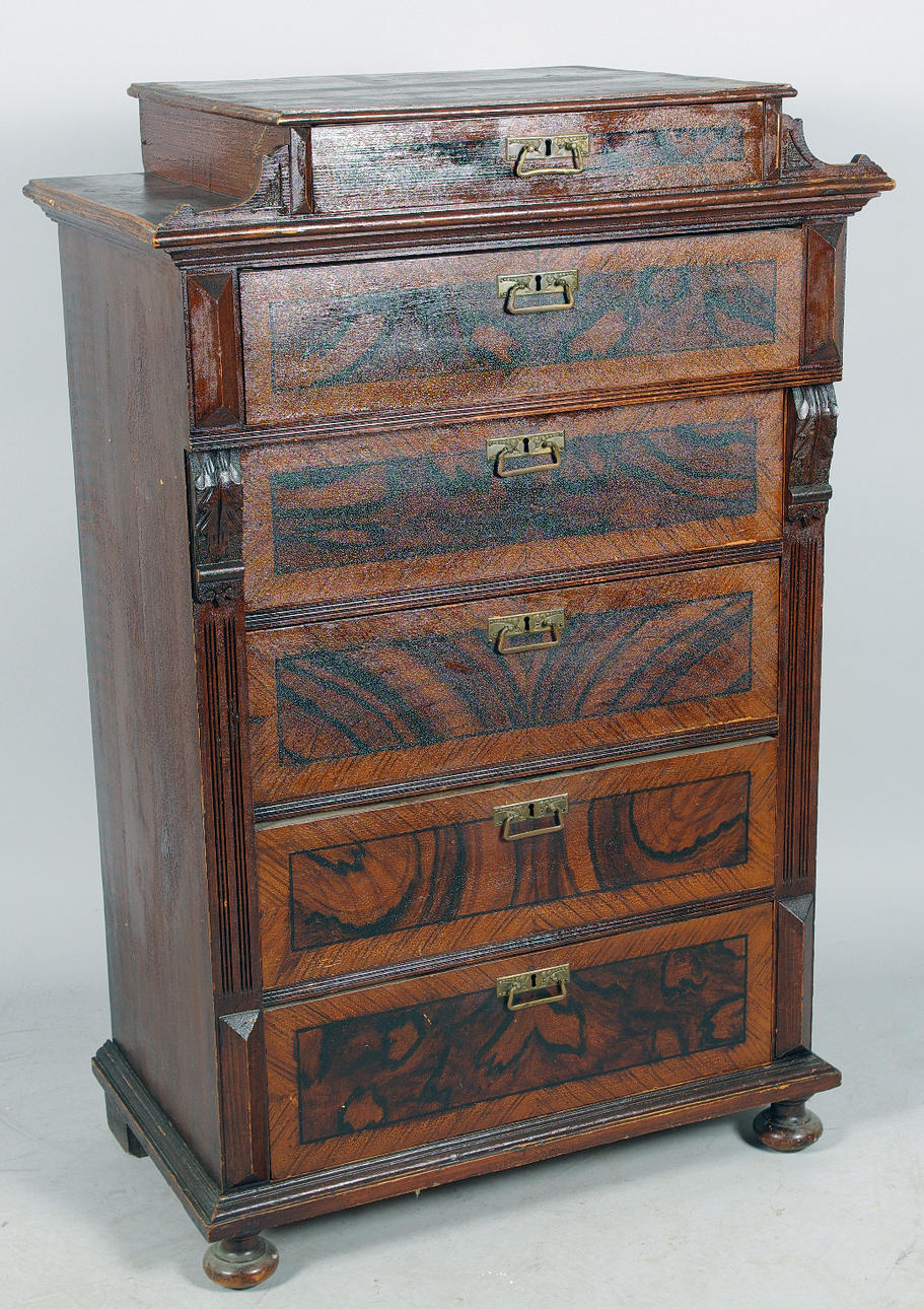 BYRÅ, 6-lådig, drickamålad, nyrennässans.