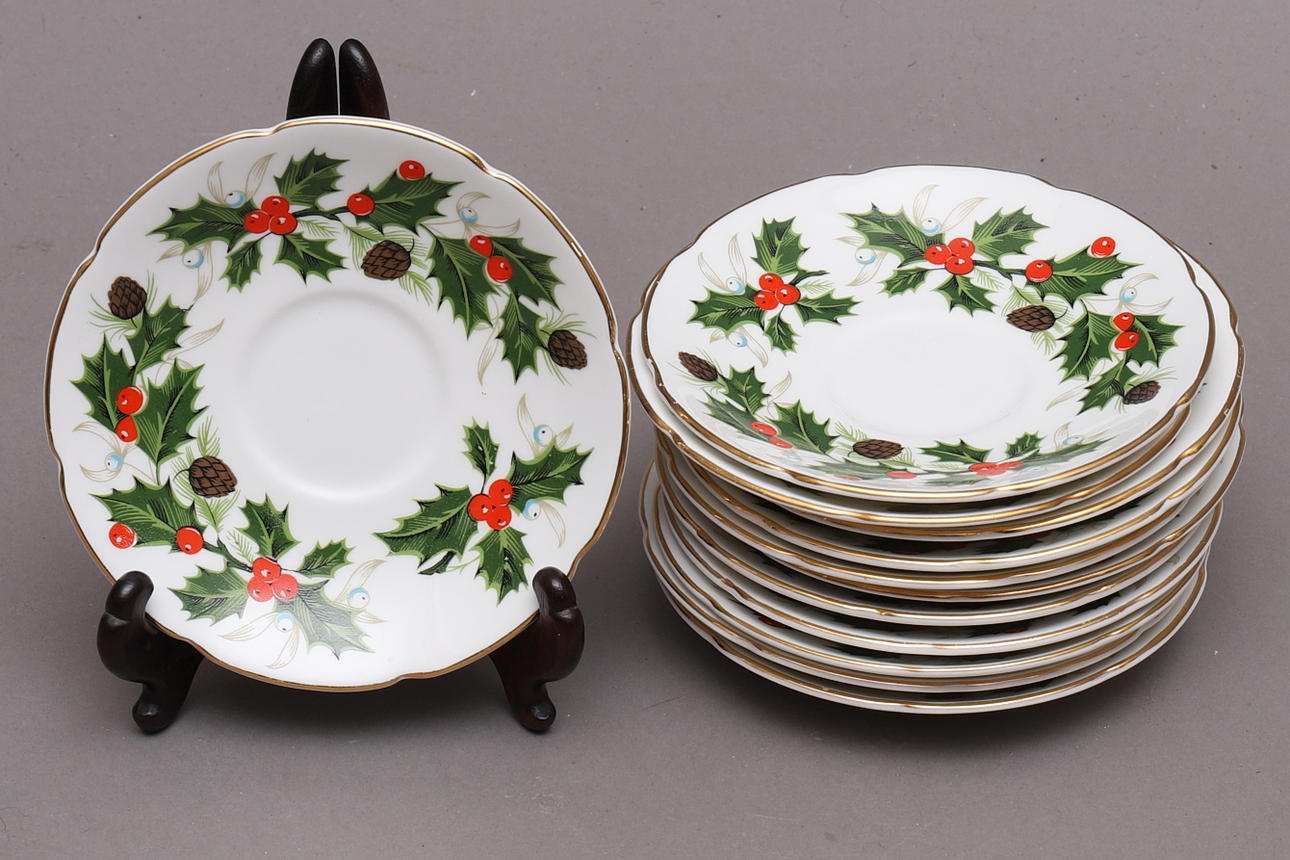 CHRISTMAS SET, 40 pieces, ''Noel'', Royal Grafton, England