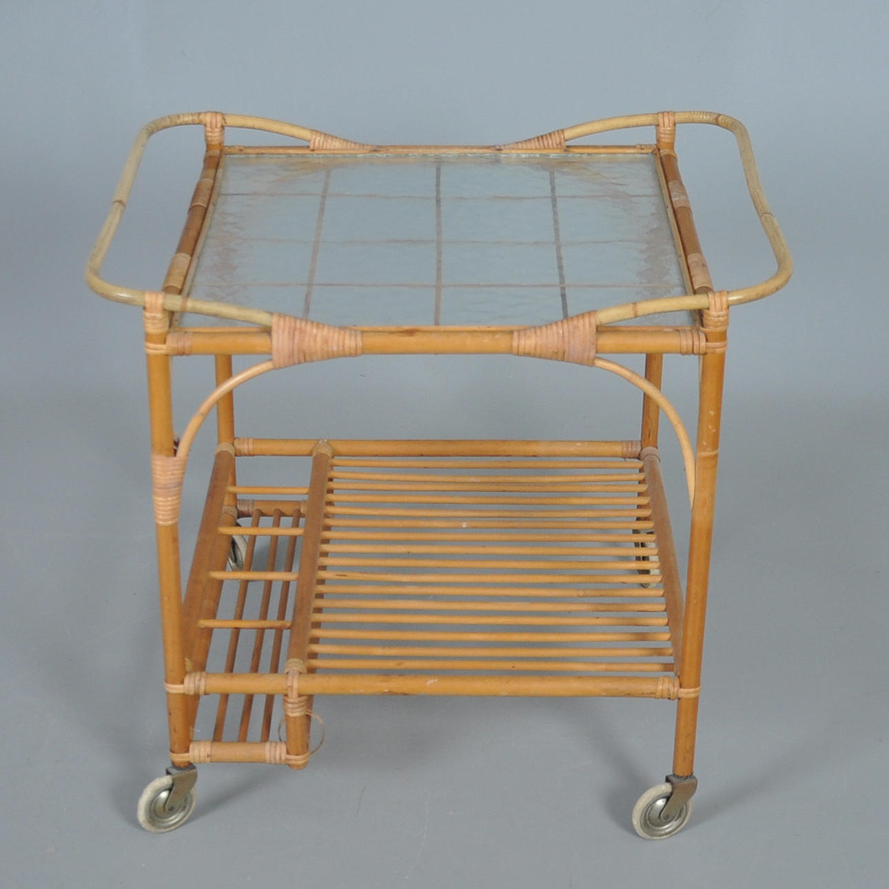 SERVERING / BARVAGN, rotting, 1940-tal.