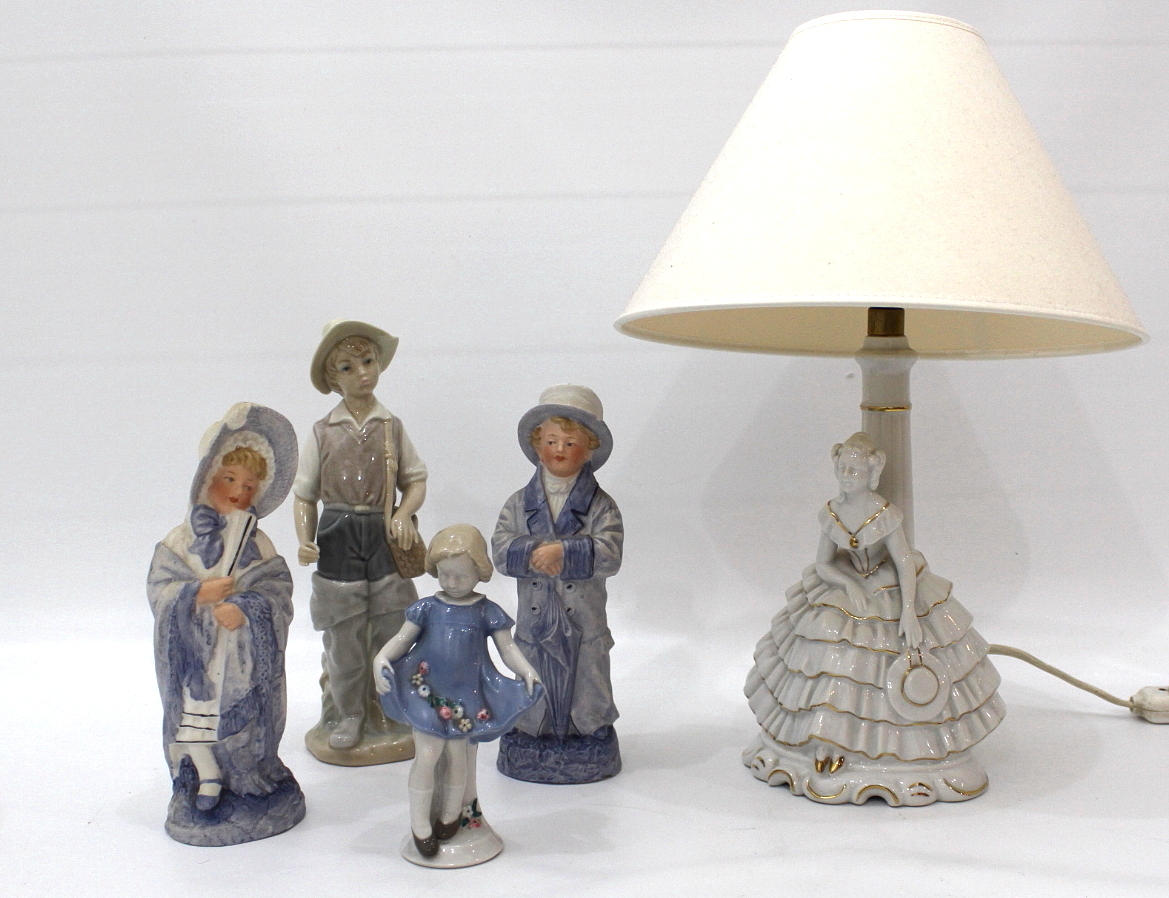 LAMPA Bavaria 4 stycken figuriner.