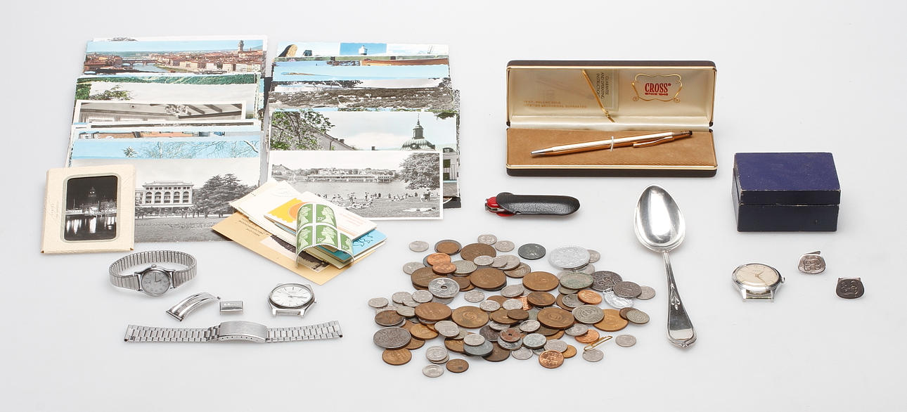 MYNT, FRIMÄRKEN, SILVERSKED, ARMBANDUR mm, 1900-tal.