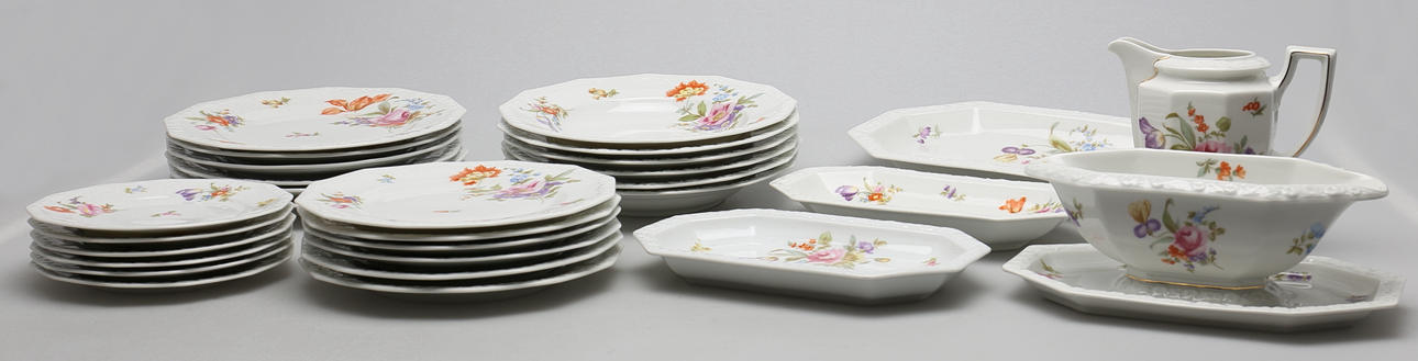 MATSERVISDELAR, 29 delar, modell Maria. Rosenthal.