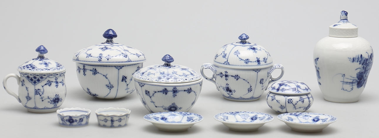 PARTI PORSLIN Royal Copenhagen, 11 delar.