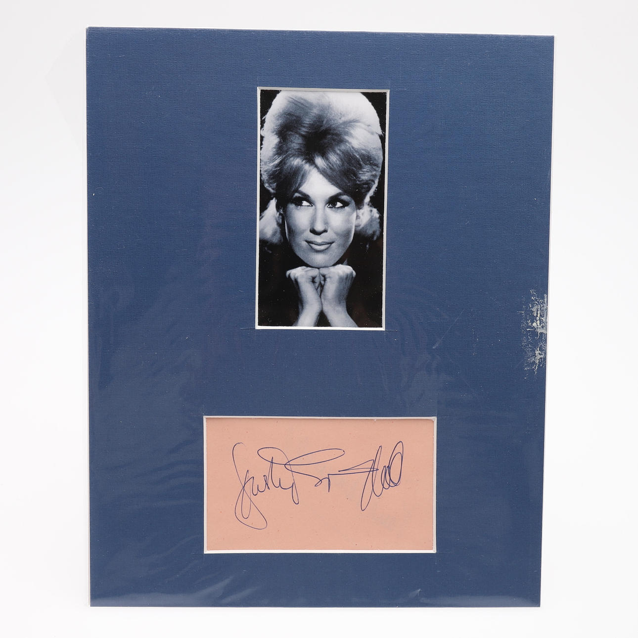 AUTOGRAPH. Dusty Springfield (1939-1999) British singer.