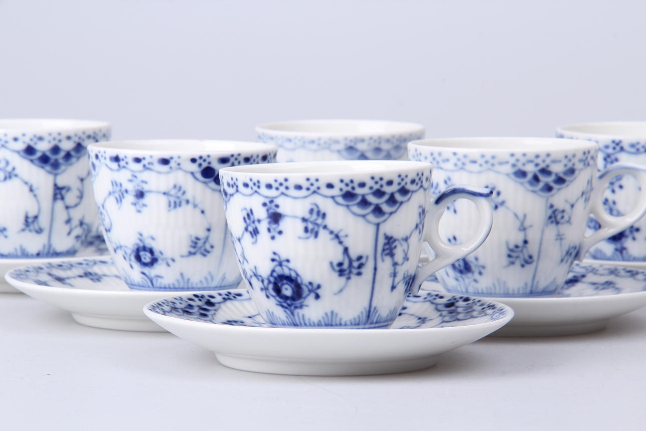 MOCCASERVIS, 12 delar, "Musselmalet, Royal Copenhagen.