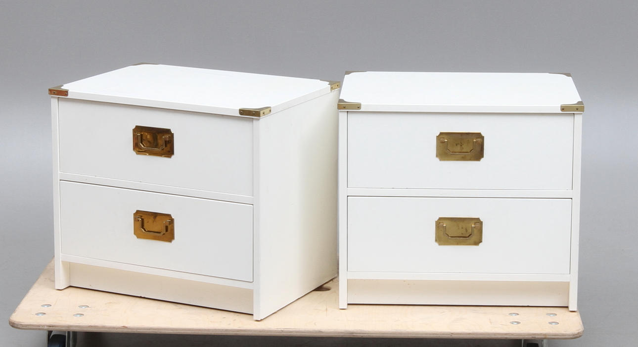 SÄNGBYRÅER 1 par, 1900/2000-tal.