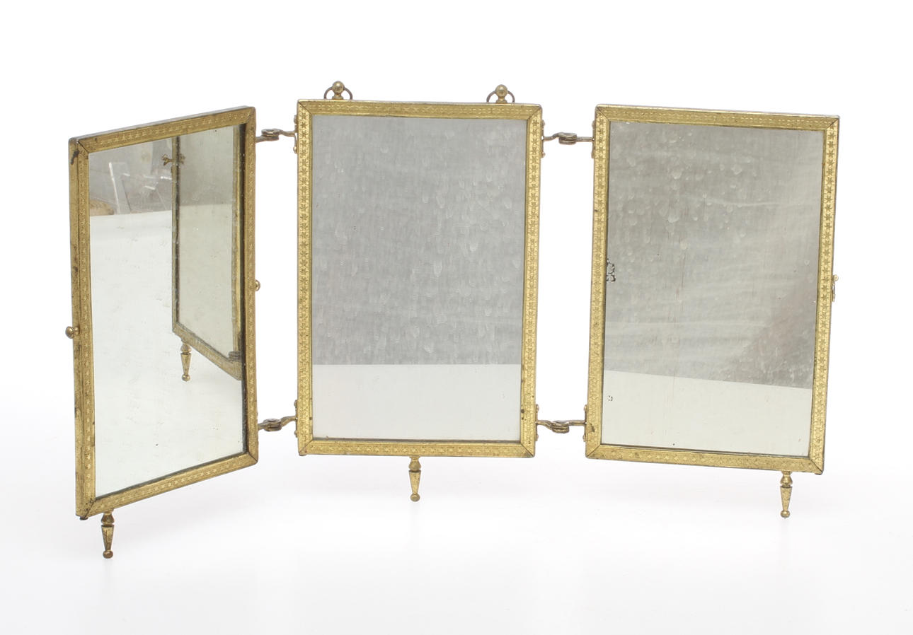 SMINKSPEGEL, mässing, bords / väggmodell, 1800/1900-tal.