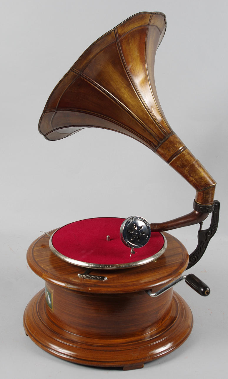 TRATTGRAMMOFON, samtida.