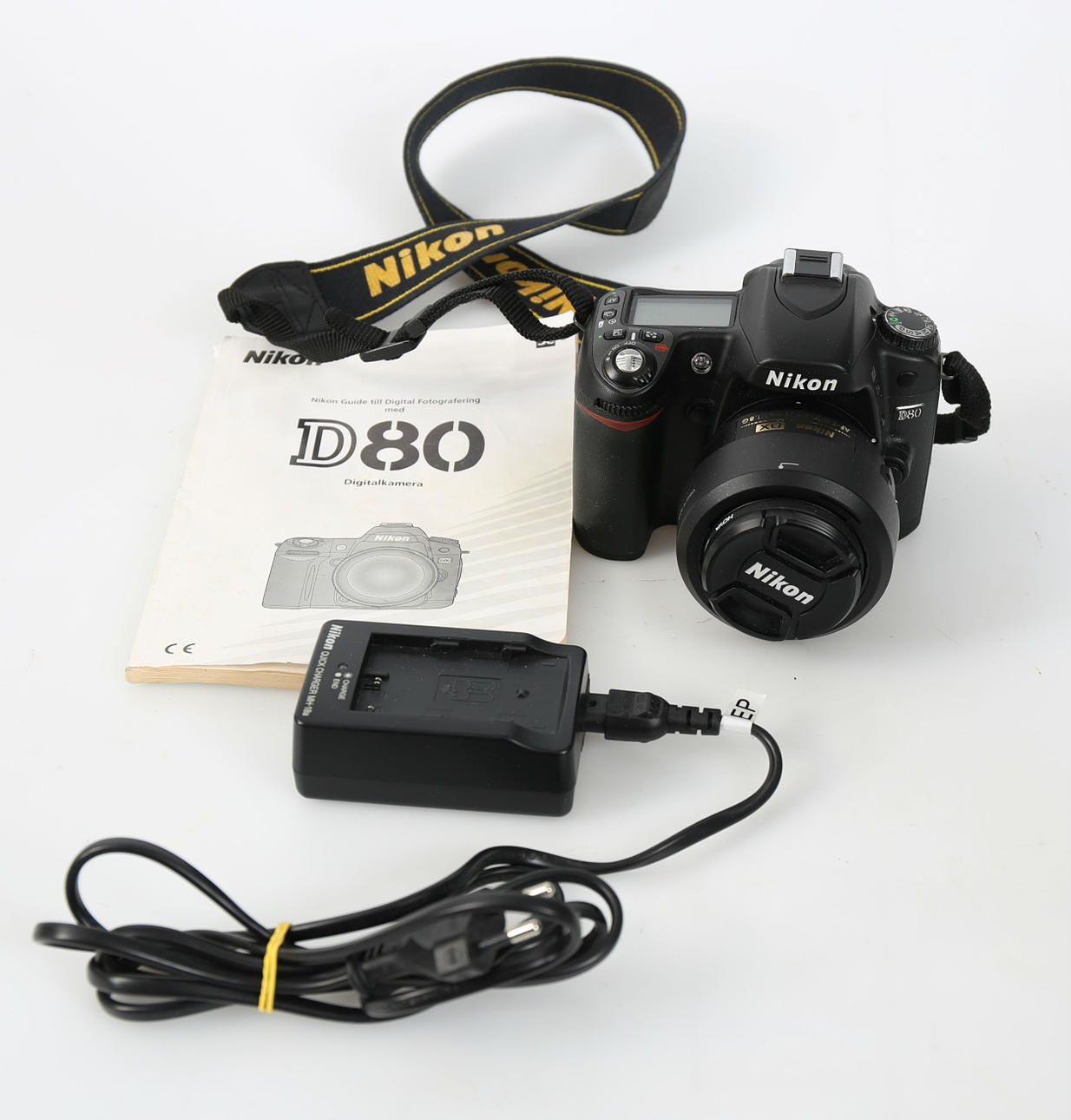 KAMERA. Digitalkamera och objektiv, Nikon D80.