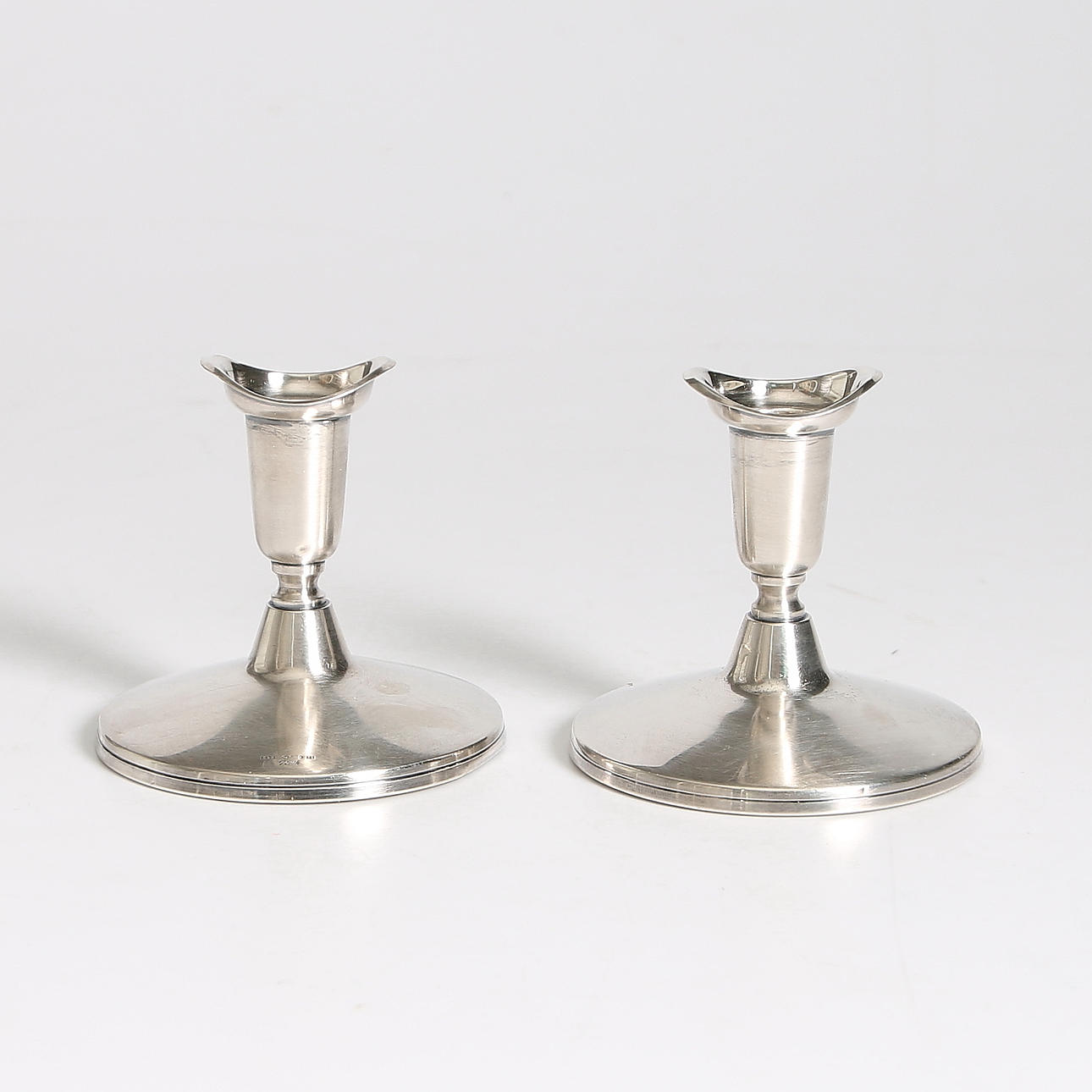 LJUSSTAKAR, ett par, silver, Tore Eldh, Cesons guldvaru AB, Göteborg, 1969. Totalvikt 268 gram.