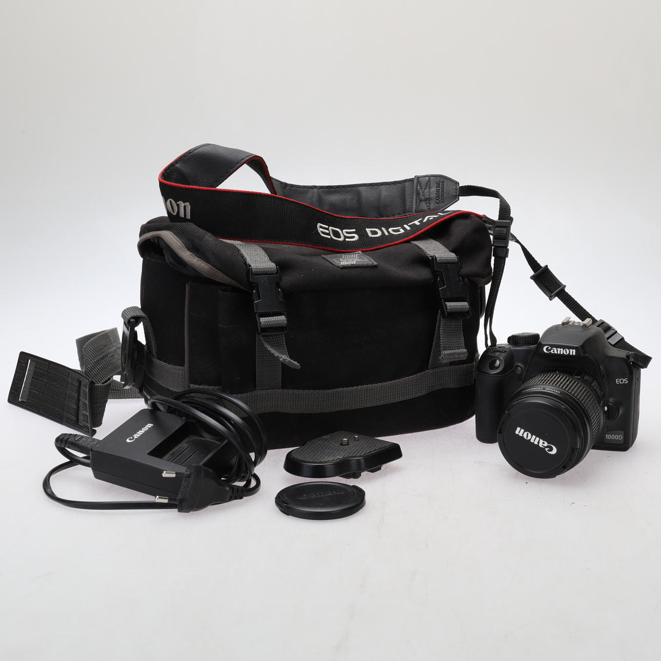 KAMERA, Canon EOS 1000D.