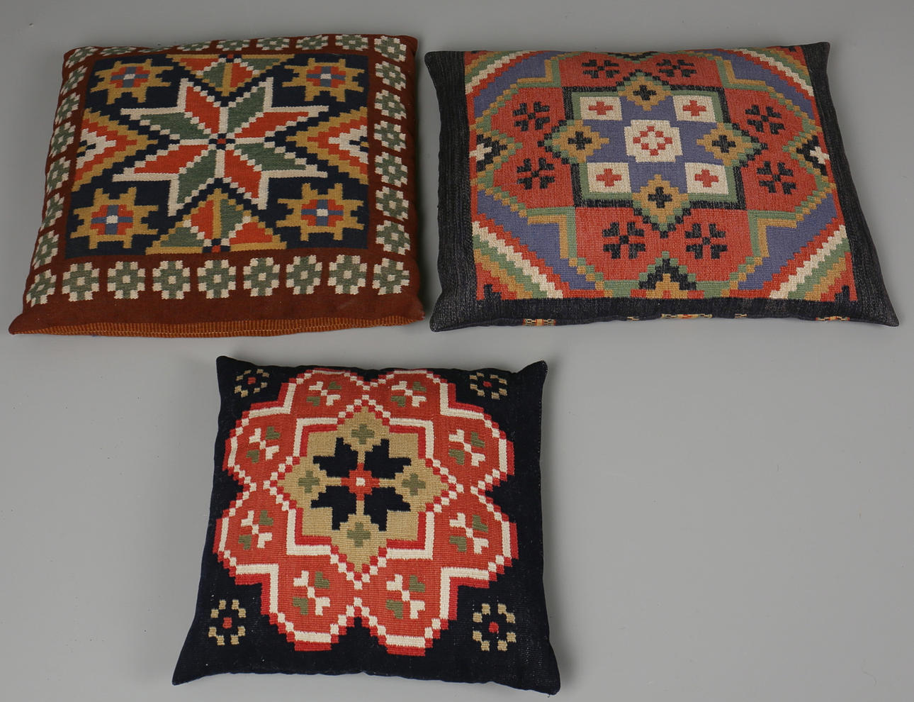 ALLMOGEKUDDAR 3 st, 1900-talets första hälft.