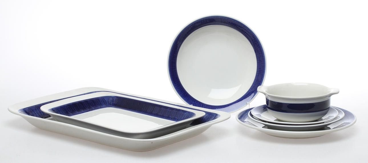 MATSERVIS, ca 50 delar, "Koka Blå", Hertha Bengtsson, Rörstrand.