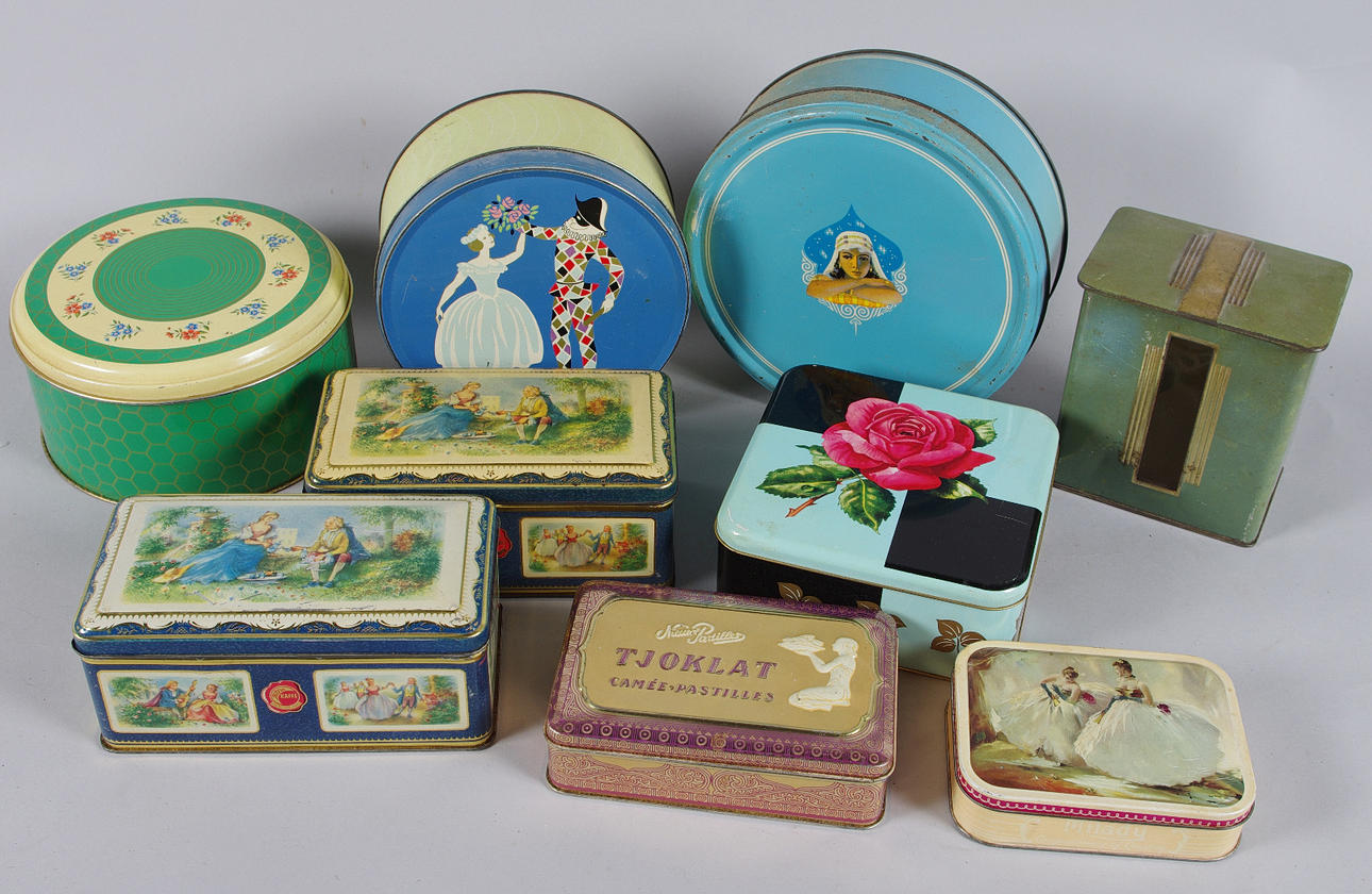 PLÅTBURKAR, äldre.