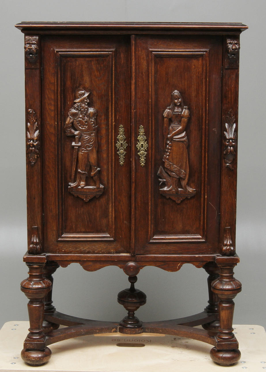 SKÅP, barockstil, 18/1900-tal.