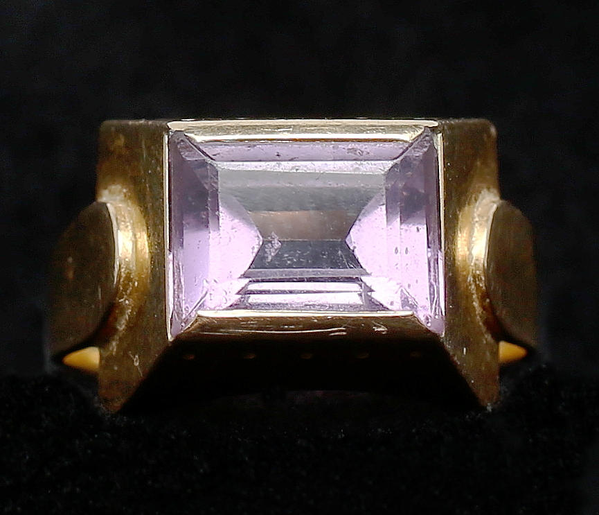 RING, guld 18 K, 5 gram, med ametist, Stigbert.