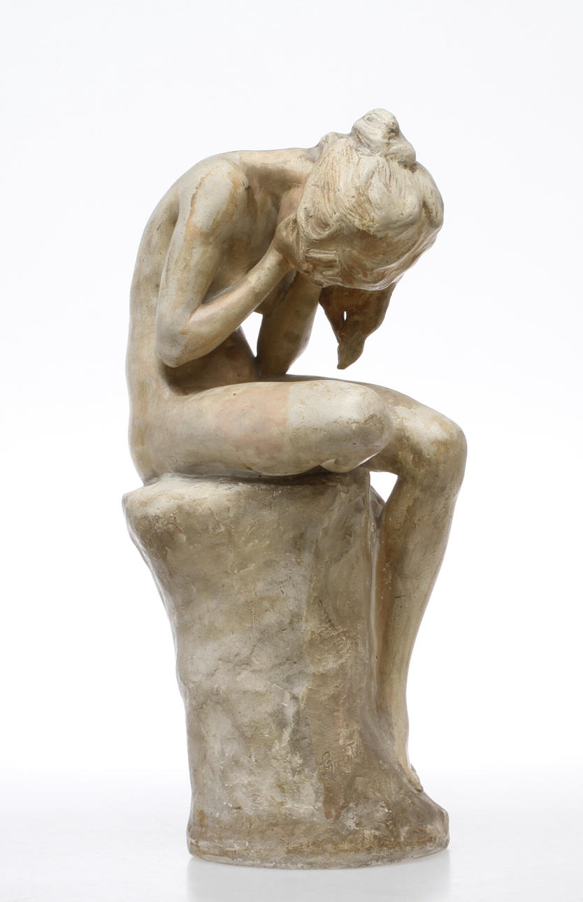 SKULPTUR, Gråtande Kvinna, patinerad gips, kopia efter äldre förlaga.