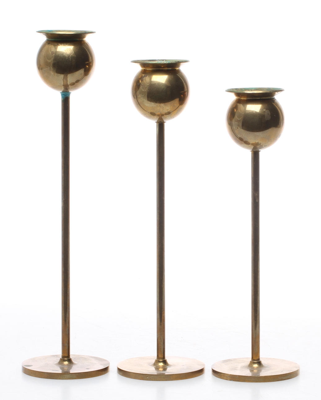 LJUSSTAKAR, 3 st, mässing, Tulpan, Pierre Forsell, Skultuna, 1900-talets andra hälft.