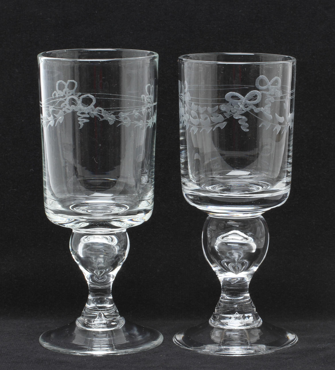 VINGLAS, 8 st, "Antik" Reijmyre.