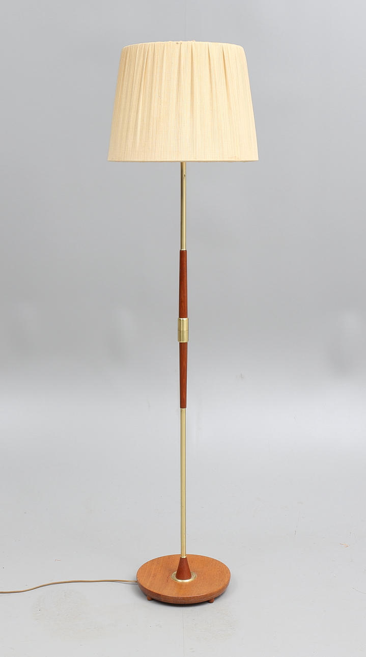 GOLVLAMPA, 1900-talets mitt.