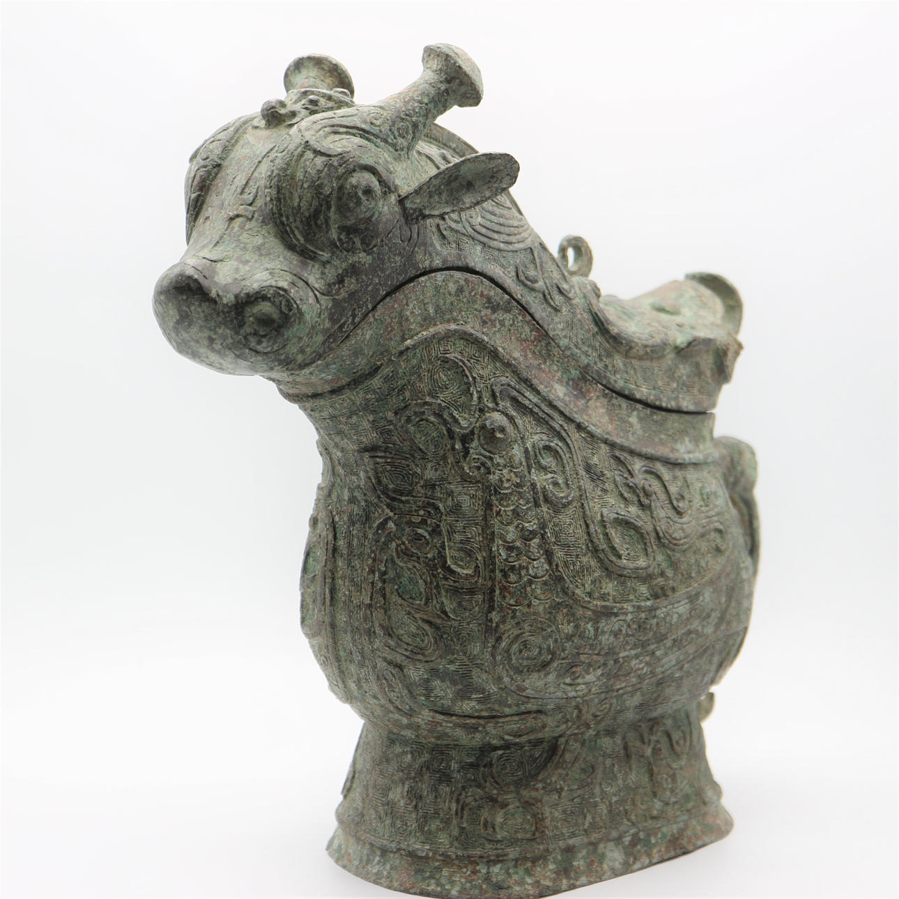 BRONZE RITUAL VESSEL CHINA.