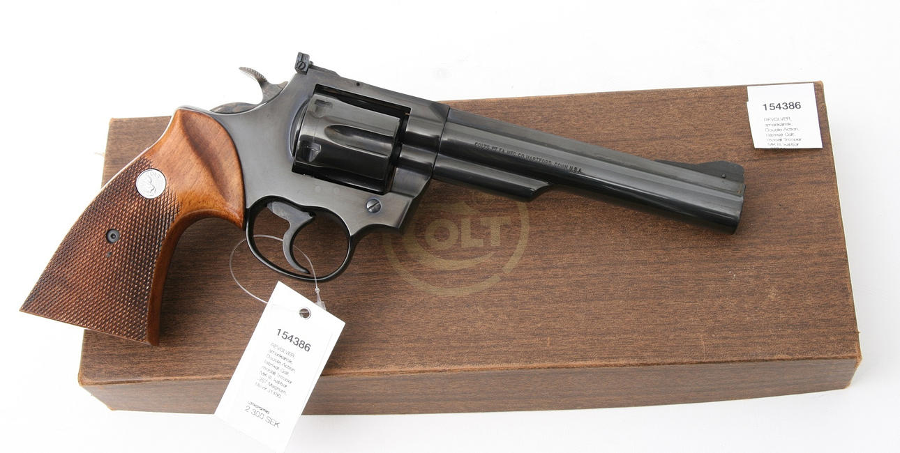 (375) REVOLVER, American, Double Action, made by Colt, model Trooper MK ...