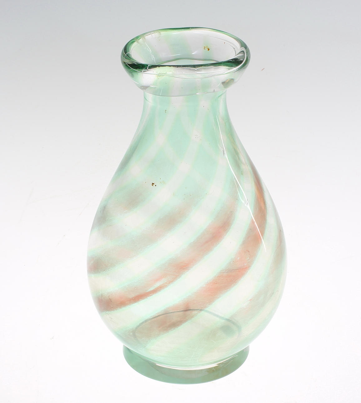 EDWARD HALD. GRAALVAS, orrefors, signerad.