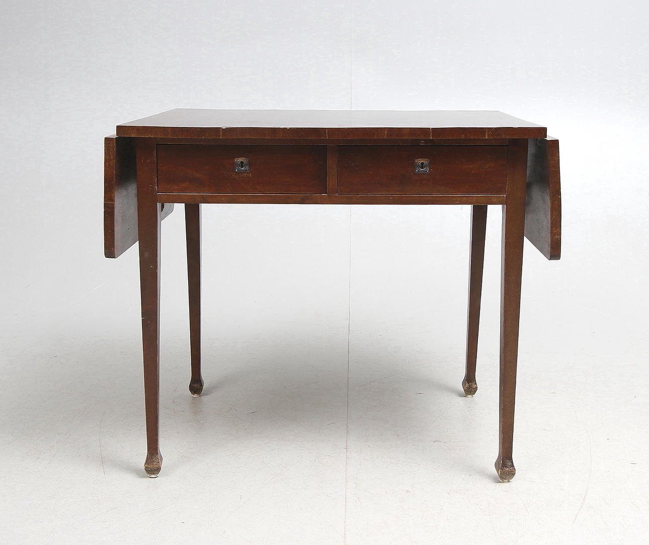 SKRIVBORD, jugend, 1910/20-tal.