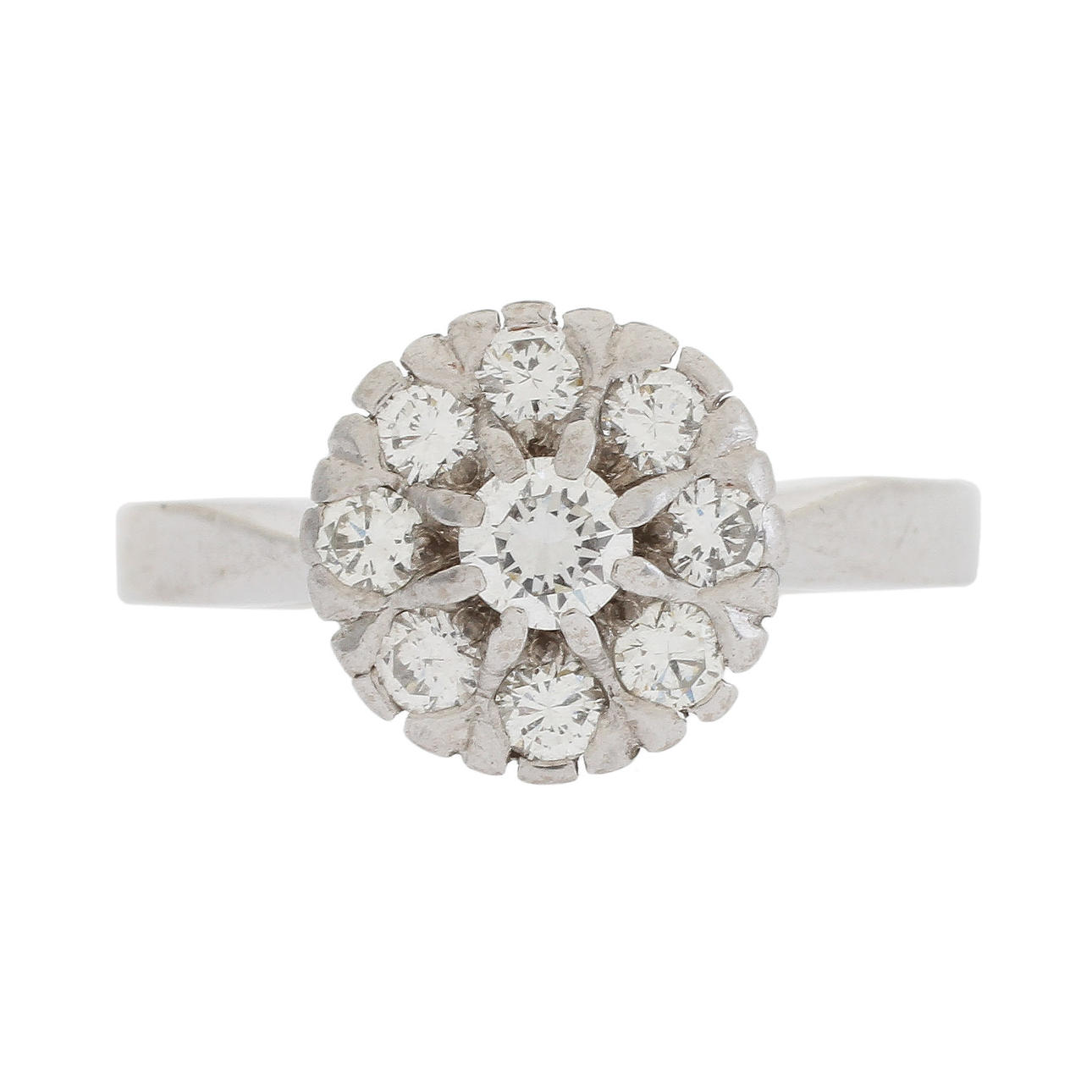 RING, 18k vitguld, carmose, 9 diamanter, totalt 0,55 ct.