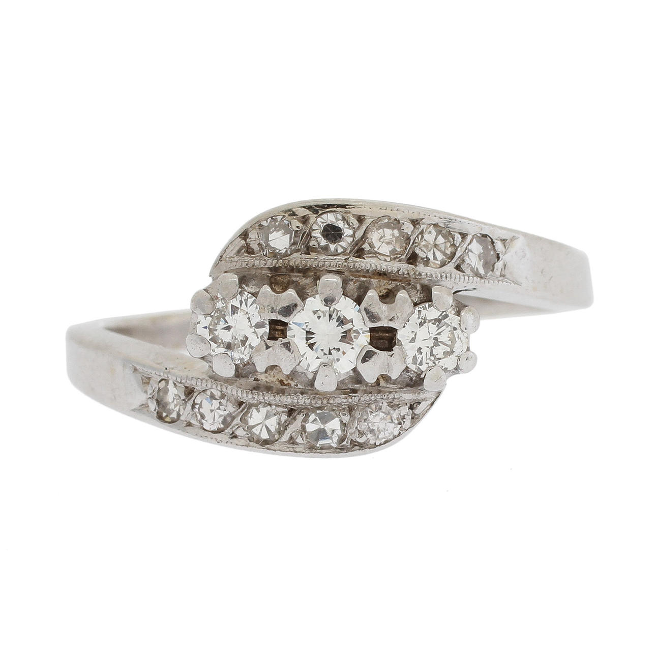 RING, 18k vitguld, med 13 diamanter.