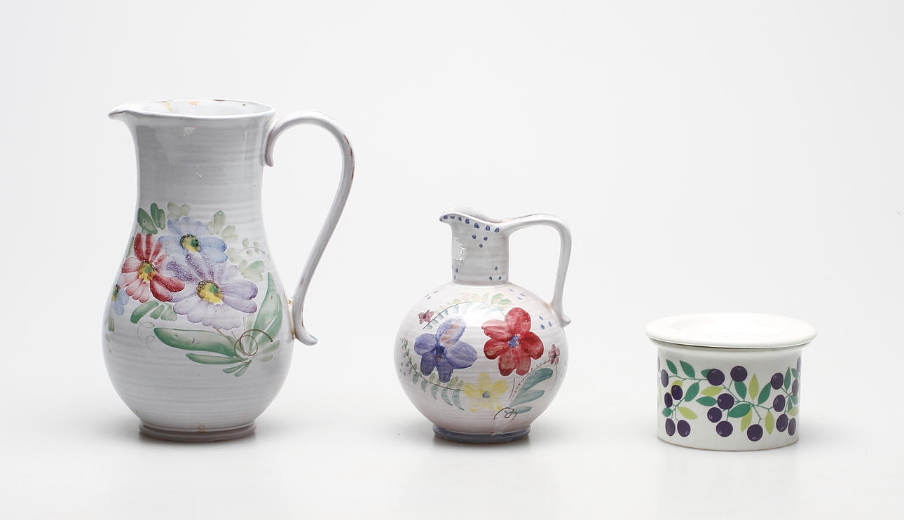 KANNOR, 2 st, "Ara" samt SYLTBURK, keramik, Arabia.