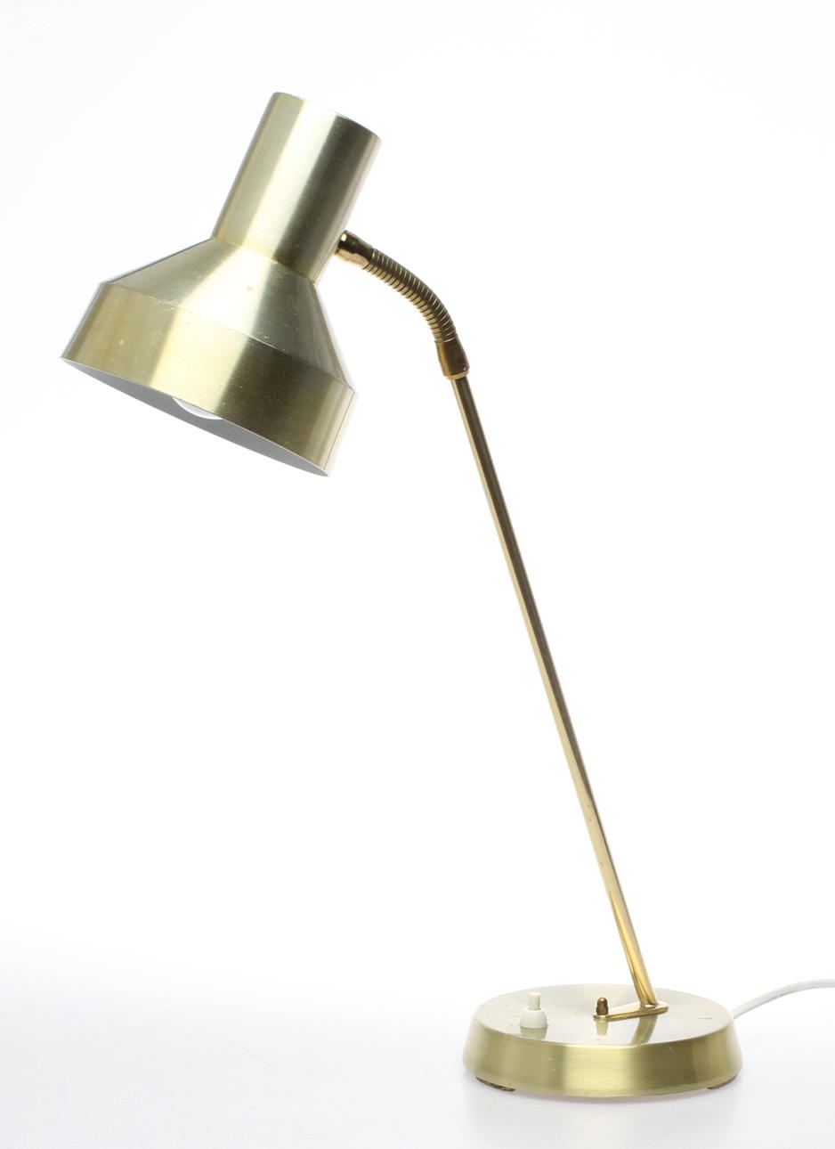 SKRIVBORDSLAMPA, gulmetall, 1900-talets andra hälft.