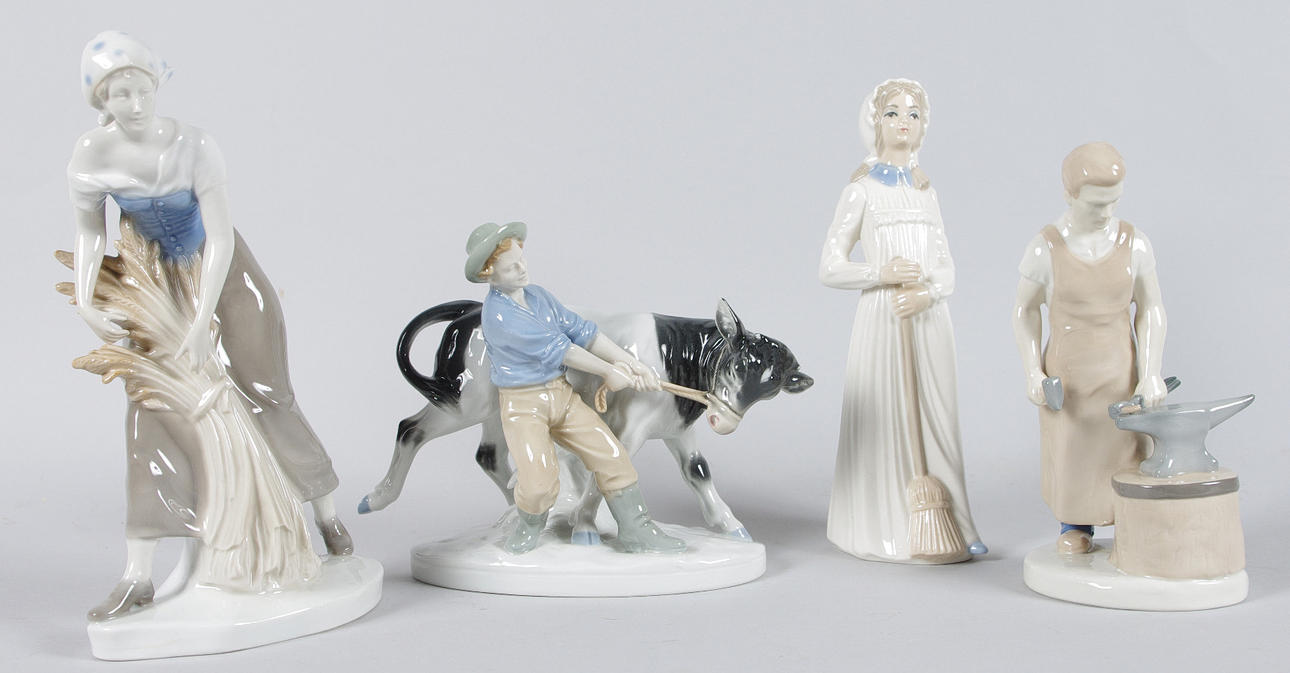 PORSLINSFIGURER, 4 stycken, bl.a. Tengra.