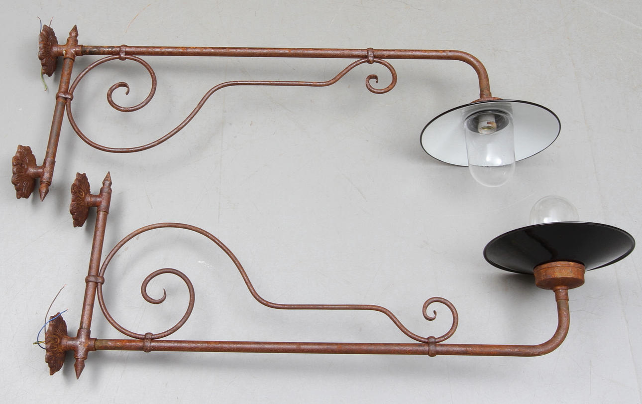 VÄGGARMATURER, 1 par, för utomhusbruk, smide.